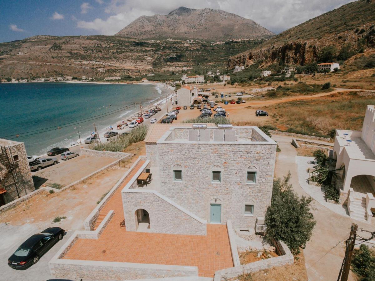 George Seafront Suites Néon Oítilon 外观 照片